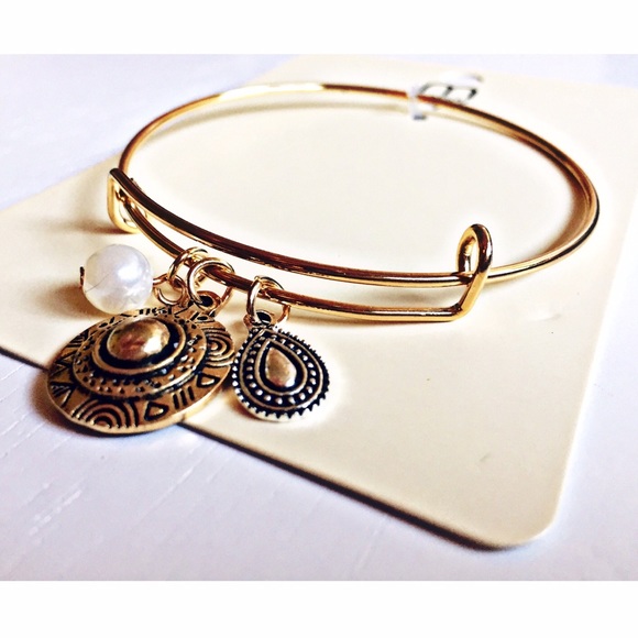 Boutique Jewelry - Paisley Boho Bracelet