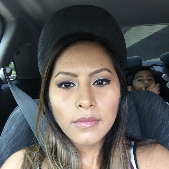 Meet your Posher, Aracely