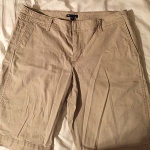 Gap khaki Bermuda shorts