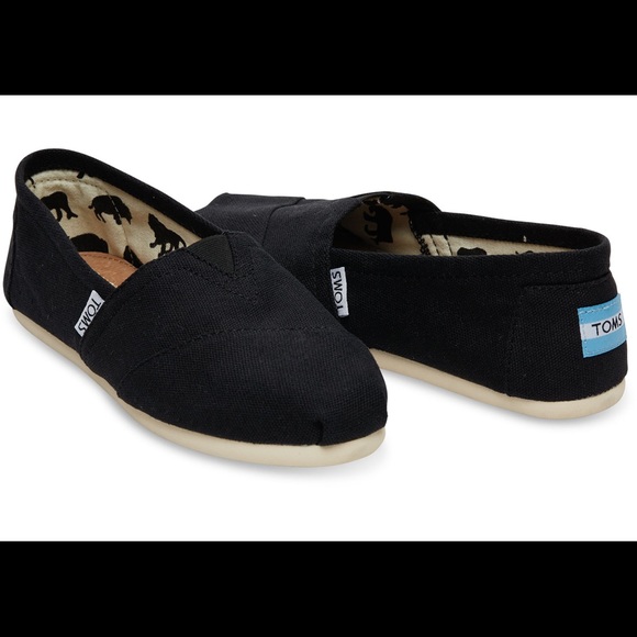 Black toms