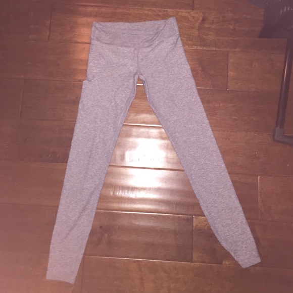 gray ivivva leggings