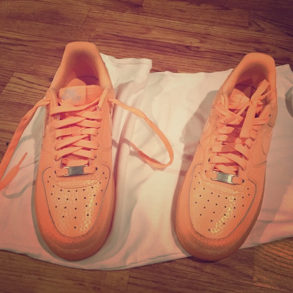 Nike airforce 1 neon peach  women size 71/2