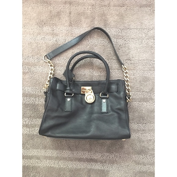 ⭐️SOLD⭐️Michael Kors black satchel