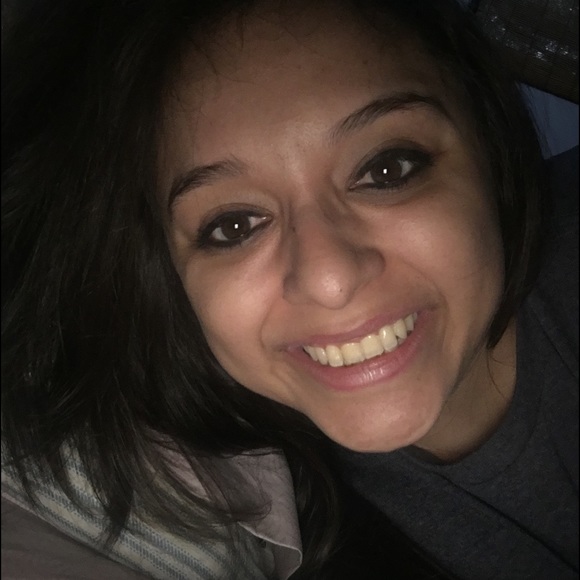 Meet your Posher, Jessica