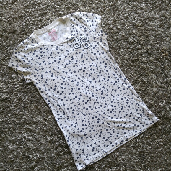 🎁Gifted PINK Blue/White Vintage Tee