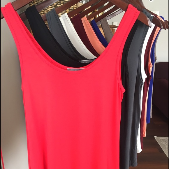 Red MODEL Modal Tank - Picture 3 of 4