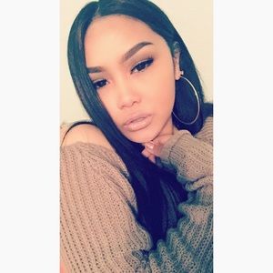 Meet your Posher, Angelica