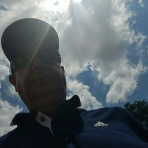 Meet your Posher, Bret