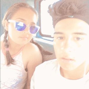 Meet your Posher, Amaris