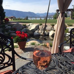 Meet your Posher, Victoria