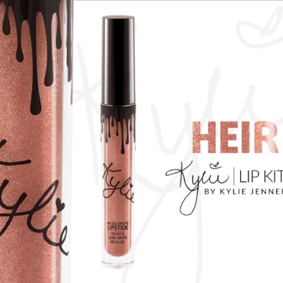 Kylie lip kit (Heir)