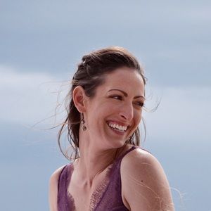 Meet your Posher, Carrie