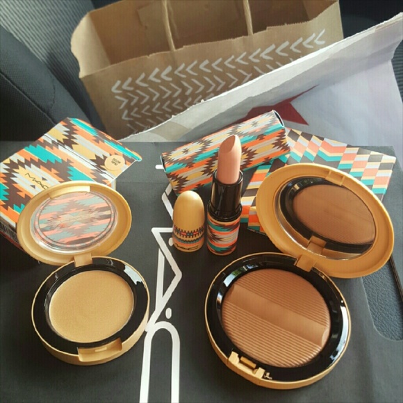 Limited edition vibe tribe Mac set - Picture 2 of 4