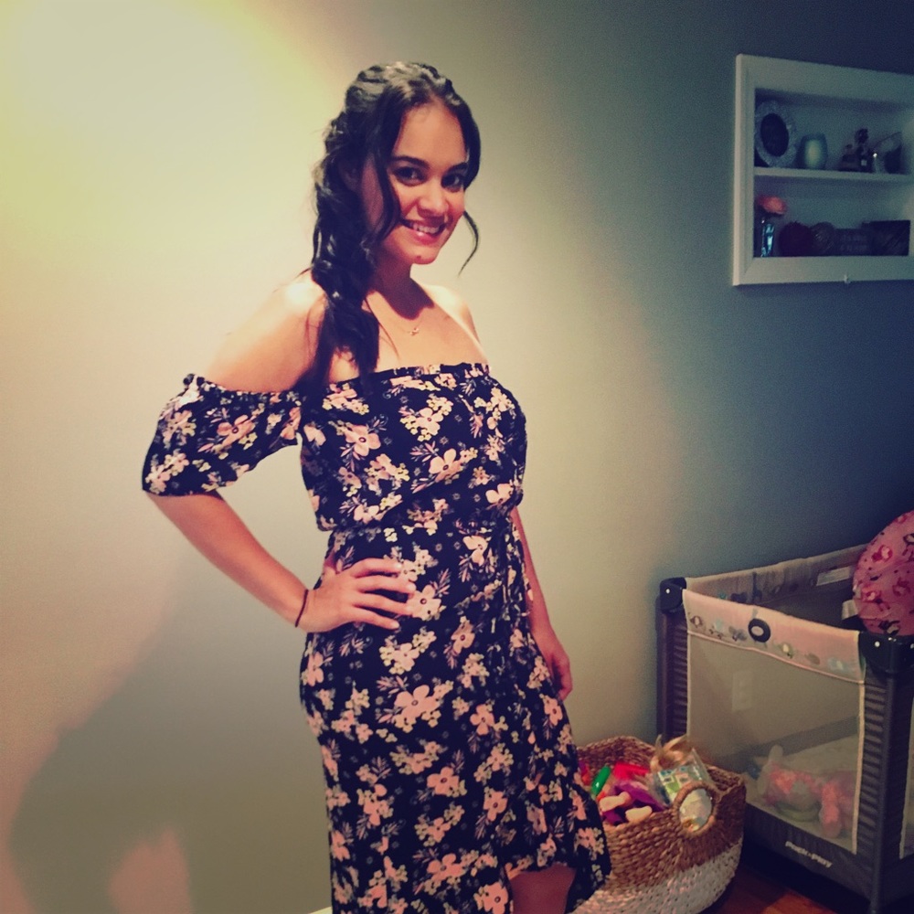 Meet your Posher, Raquel
