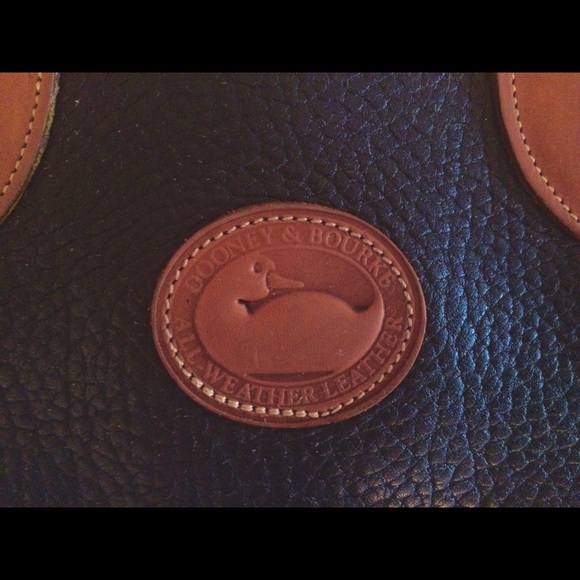 Vintage Dooney & Bourke Bag - Picture 2 of 3