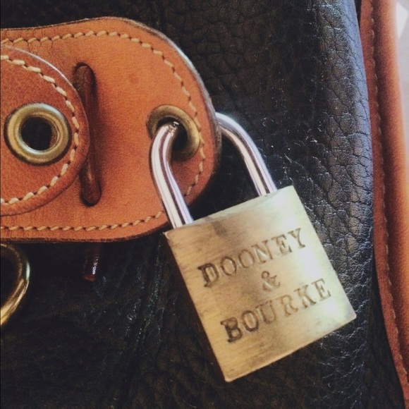 Vintage Dooney & Bourke Bag - Picture 3 of 3