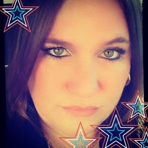 Meet your Posher, Michele