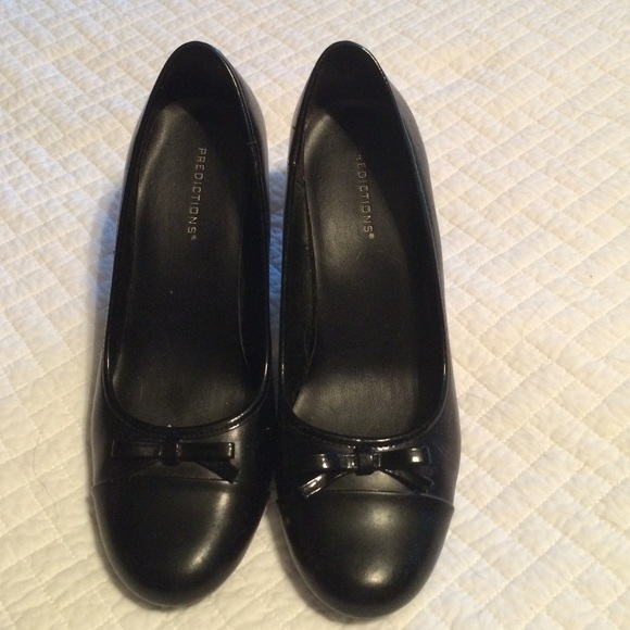 BOW TIE PUMPS