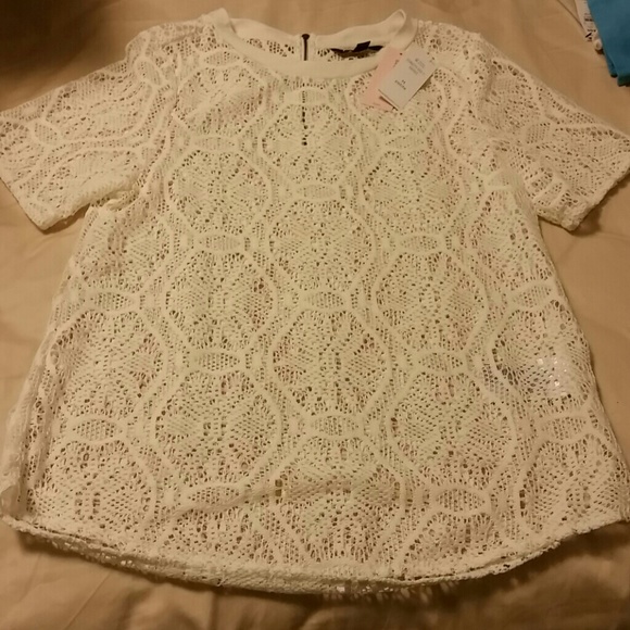Banana Republic ivory backzip cocoon lace top MP