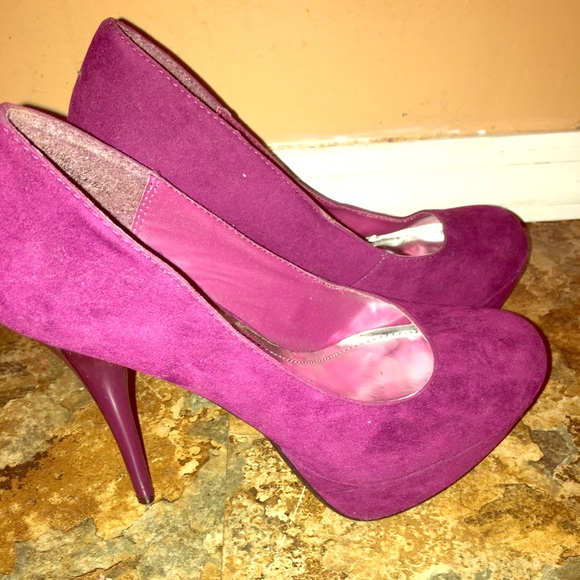 Purple Pumps