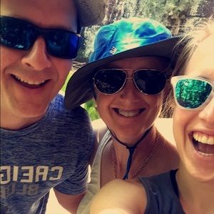 Meet your Posher, Kara