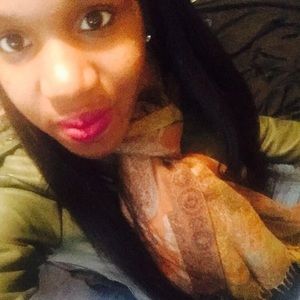 Meet your Posher, Sakeithia
