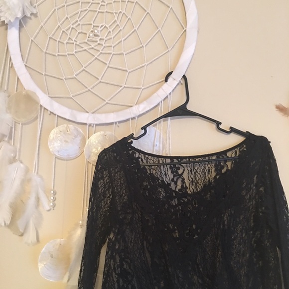 ❌❌❌traded ❌❌Lace hollister blouse