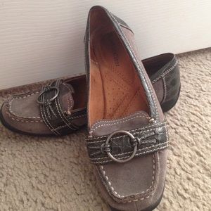Naturalizer size 6.5 Loafers