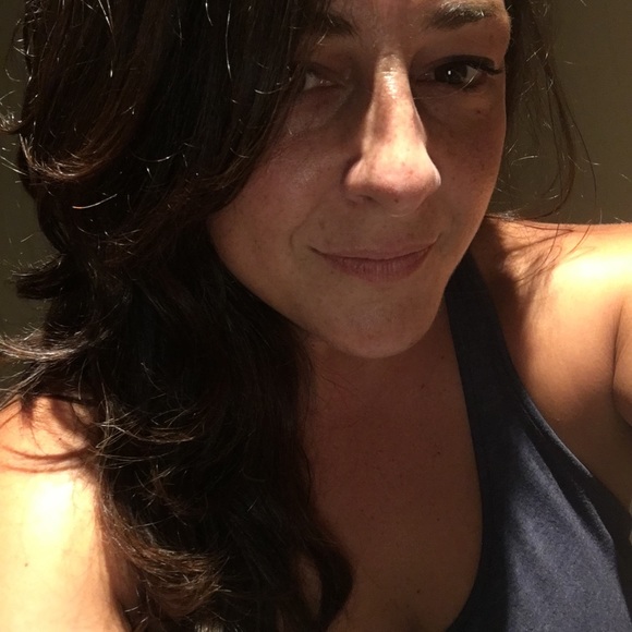 Meet your Posher, Angel - Picture 2 of 4