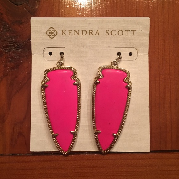 Kendra Scott Neon Pink Skylars