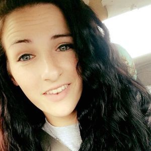 Meet your Posher, Kaylie