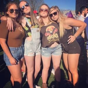 Meet your Posher, Camilla