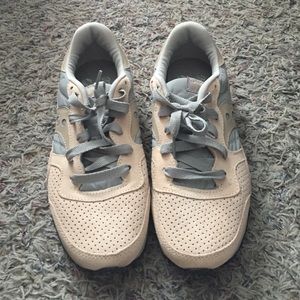 Saucony x Madewell soft nude sneakers