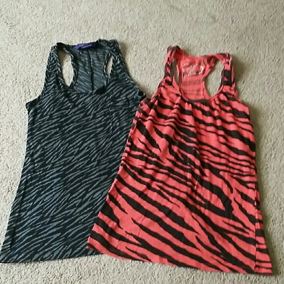 Bundle of 2 cute Zebra Tanks great Condition!