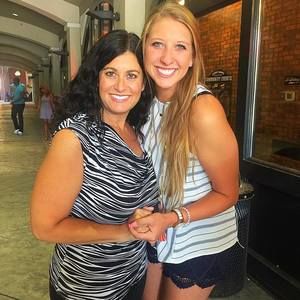 Meet your Posher, Savannah