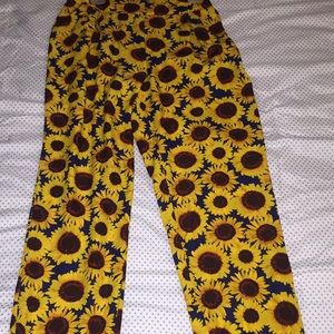 Nice flower pants