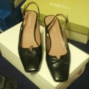Naturalizer Nicole style black dress shoes