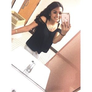 Meet your Posher, Karla