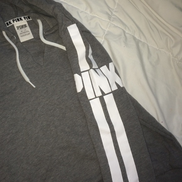☄SOLD ON MERC☄ VS grey hoodie - Picture 3 of 4