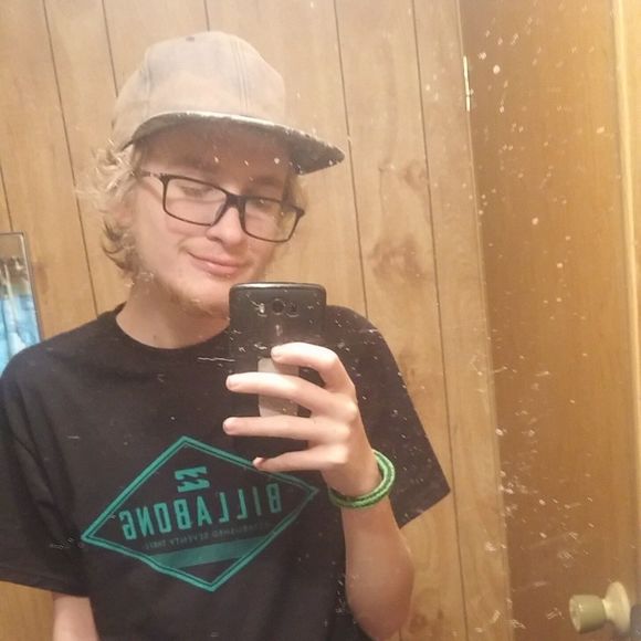 Meet your Posher, Stephen - Picture 1 of 1