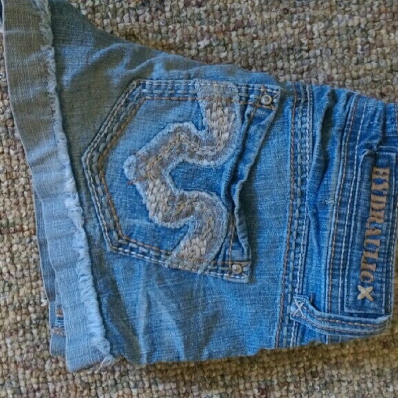 Sold - Picture 3 of 3