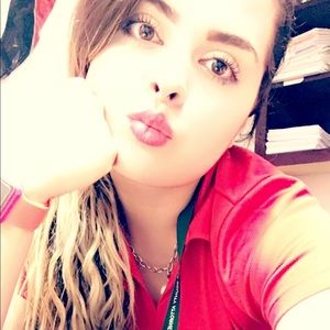 Meet your Posher, Aimee