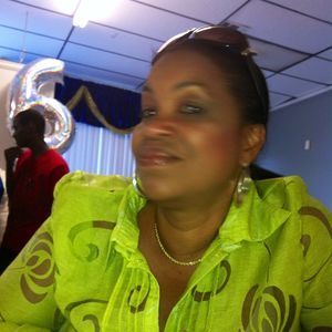 Meet your Posher, Petronilla