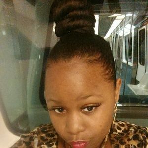 Meet your Posher, Brittney