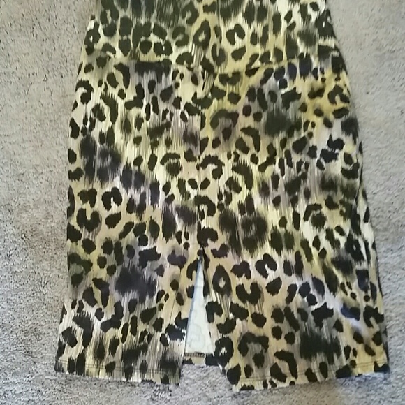 Love Culture animal print pencil skirt S - Picture 2 of 2