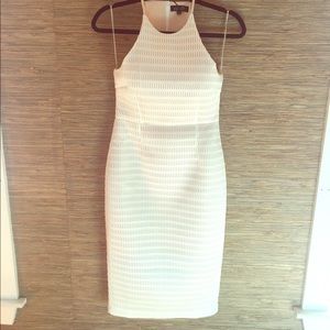 Elliatt daring dress in Ivory