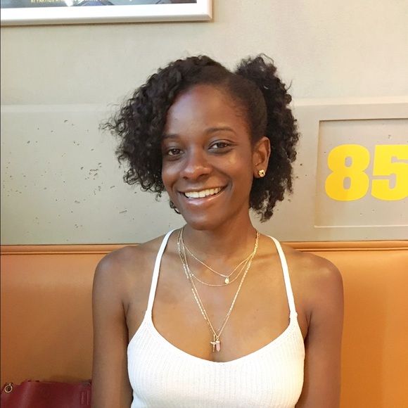 Meet your Posher, Keshia