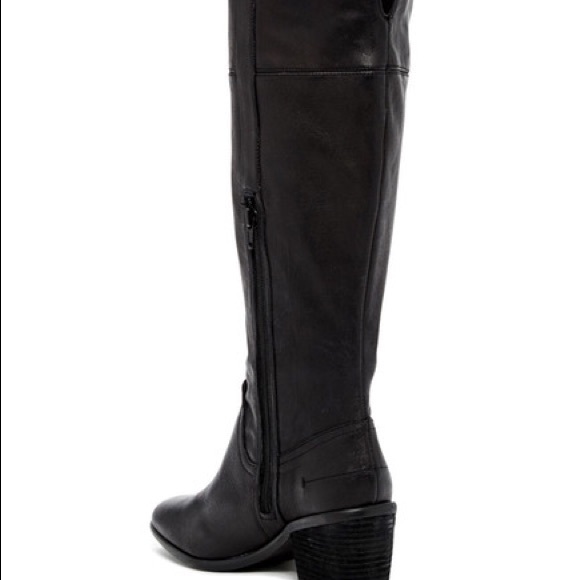 💋Sold💋Vince Camuto Mordona Boot Wide Calf - Picture 2 of 4