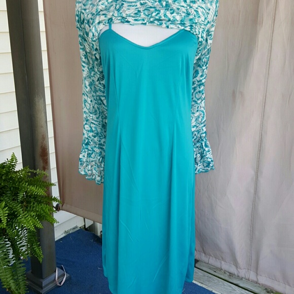 Pretty Teal and white Sumner Dress (2 peices) - Picture 4 of 4