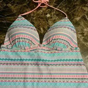 Swimsuit top size xl